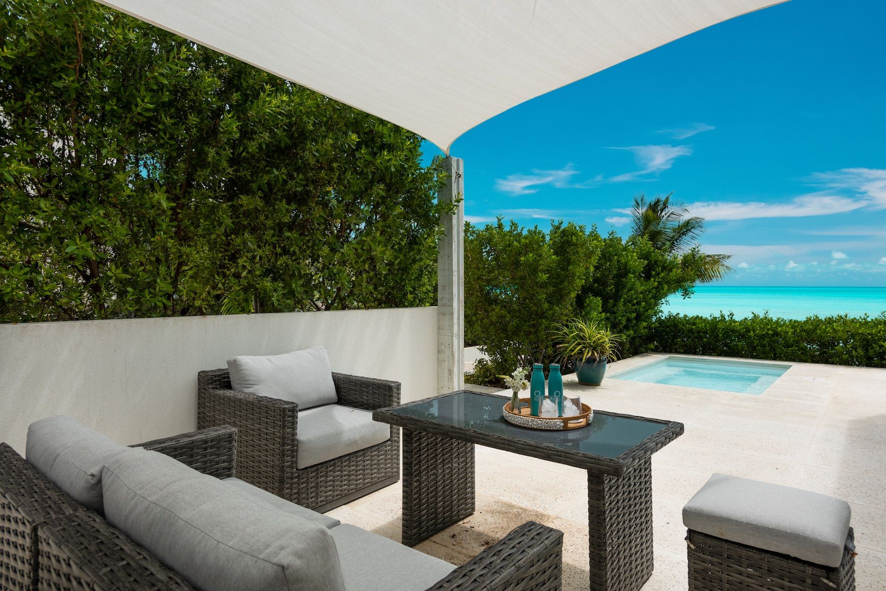 Private pool for Master Studio